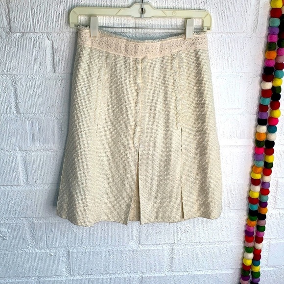 Tory Burch Dresses & Skirts - Tory Burch Tweed Fringe Pleated Knee Length Cream Skirt sz 0